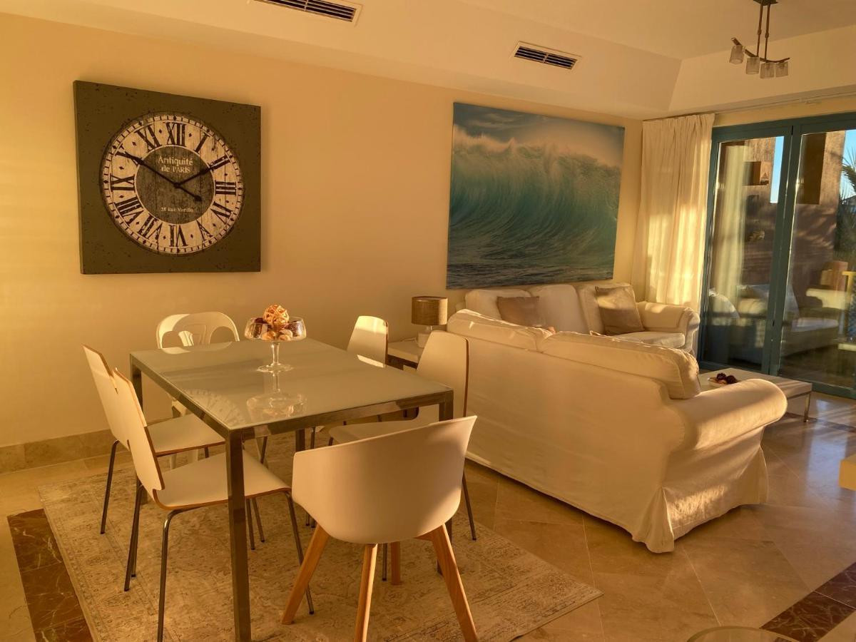 Apartamento Con Terraza Sobre La Marina De Sotogrande San Roque  Eksteriør billede