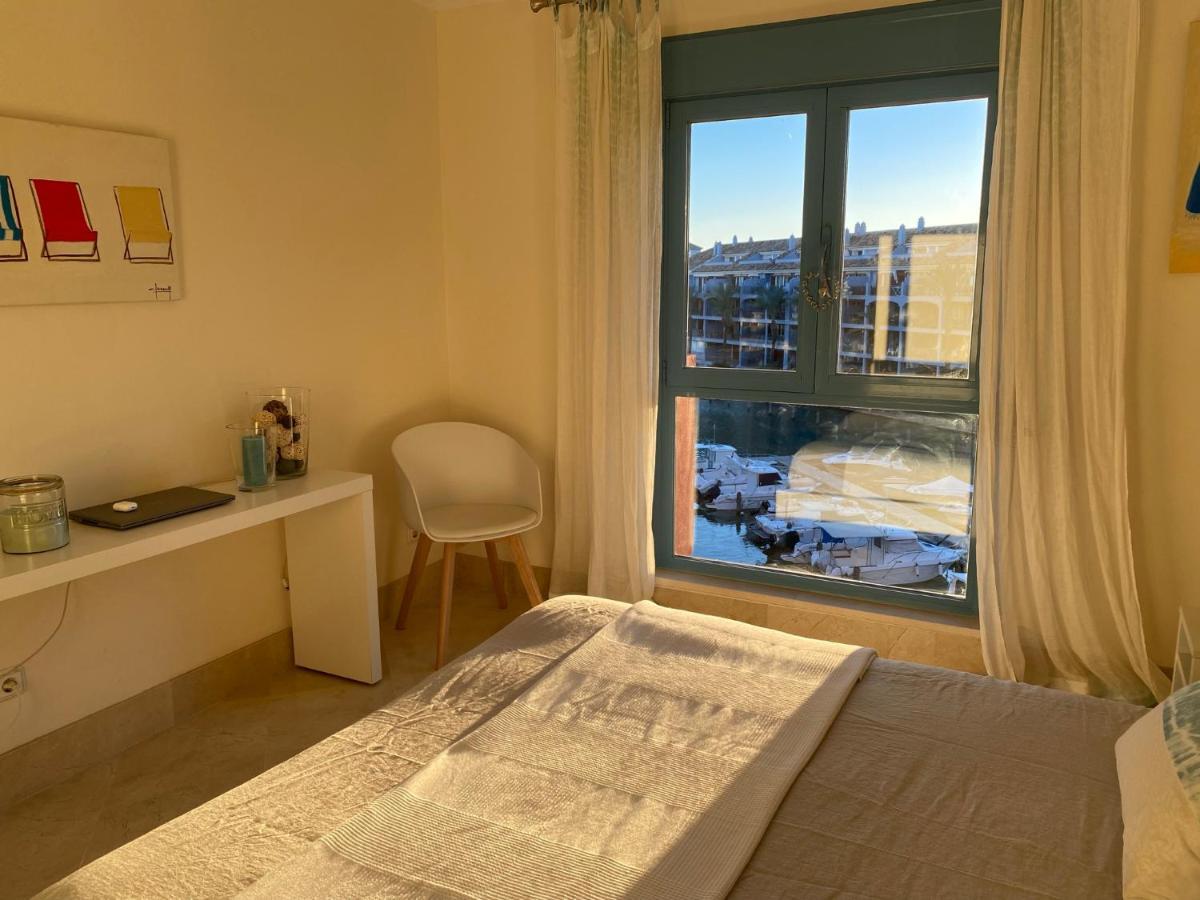 Apartamento Con Terraza Sobre La Marina De Sotogrande San Roque  Eksteriør billede