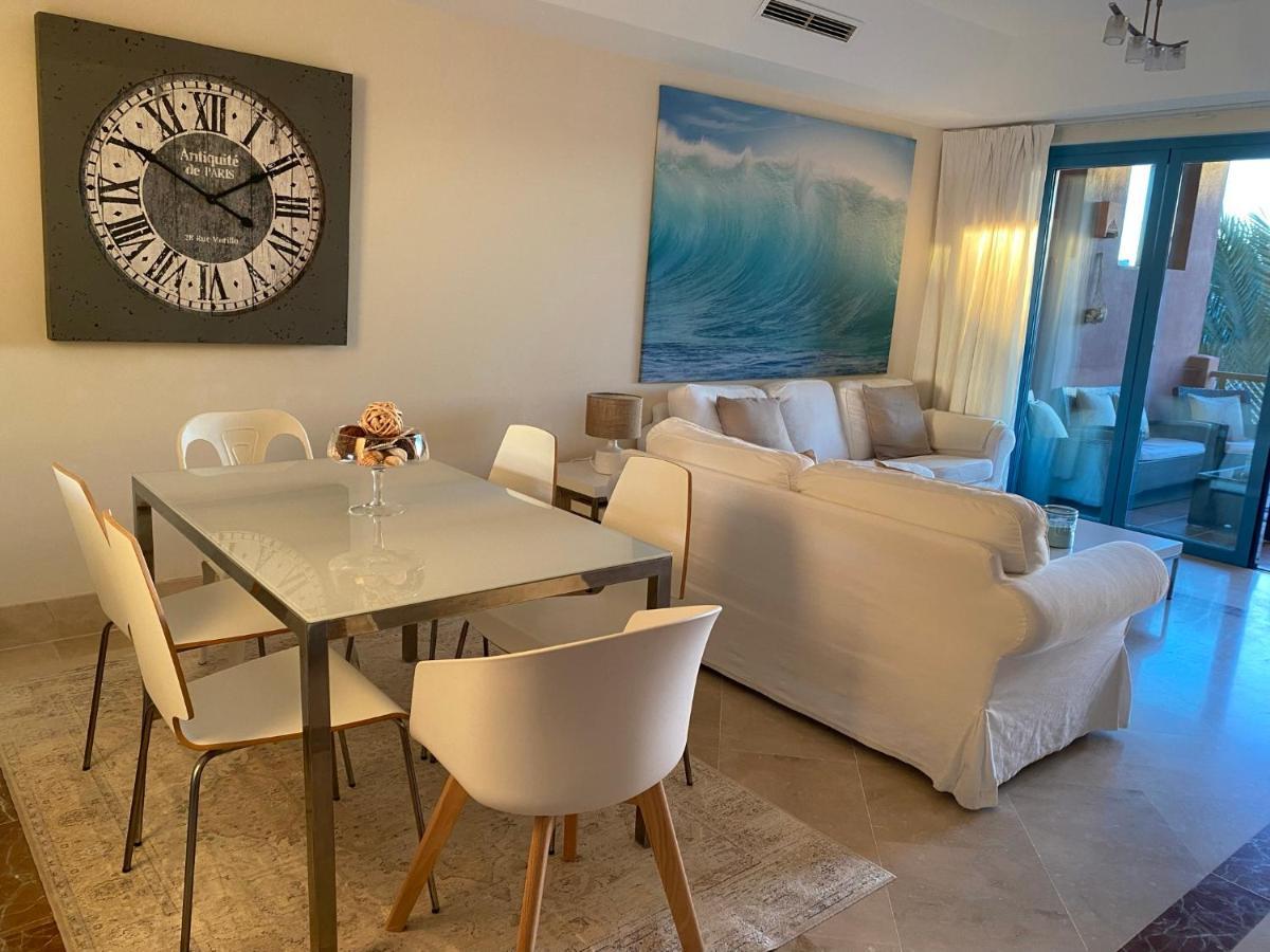 Apartamento Con Terraza Sobre La Marina De Sotogrande San Roque  Eksteriør billede