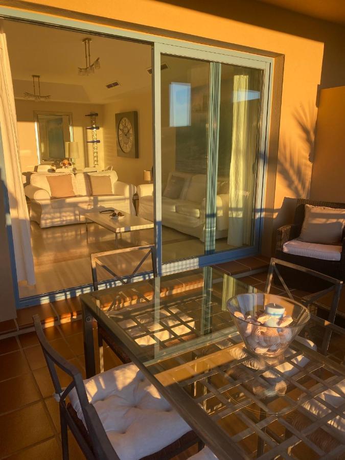 Apartamento Con Terraza Sobre La Marina De Sotogrande San Roque  Eksteriør billede