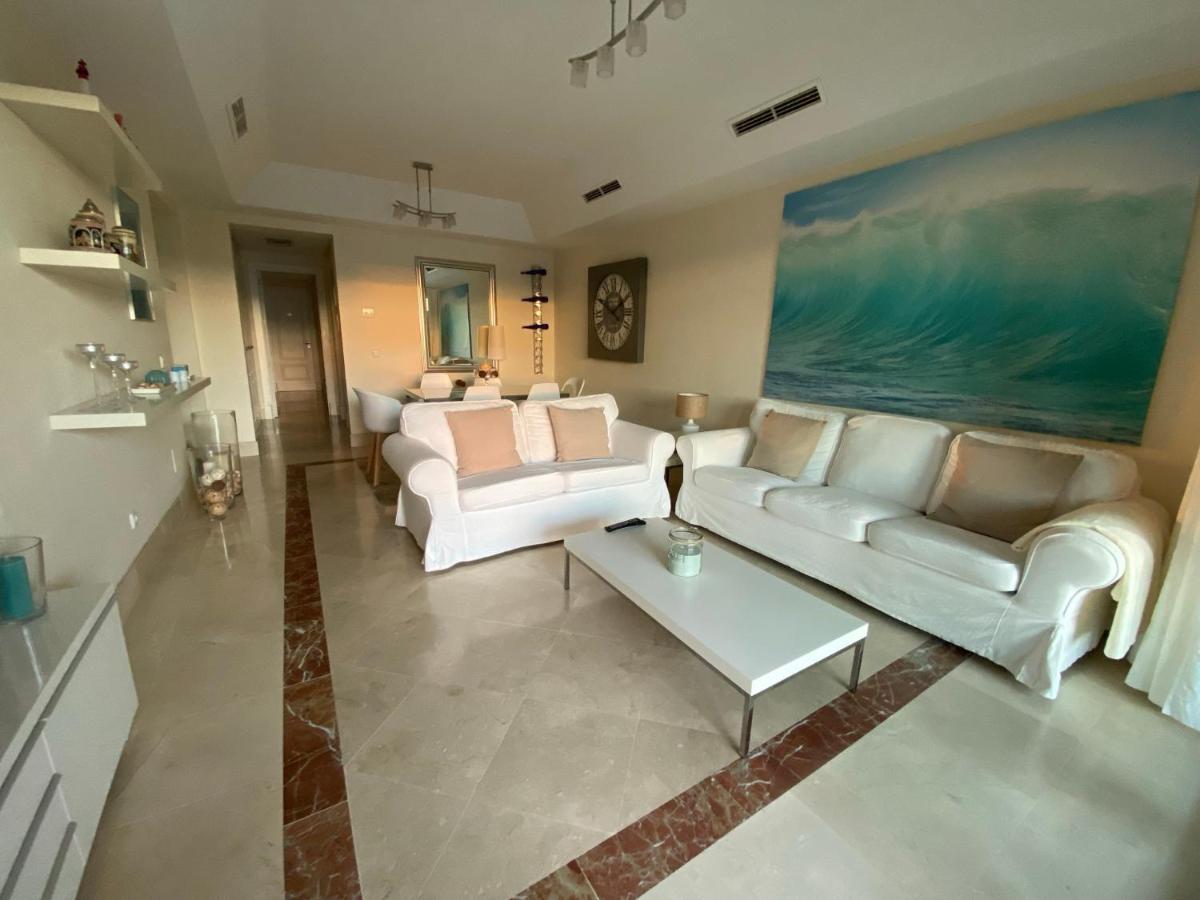 Apartamento Con Terraza Sobre La Marina De Sotogrande San Roque  Eksteriør billede